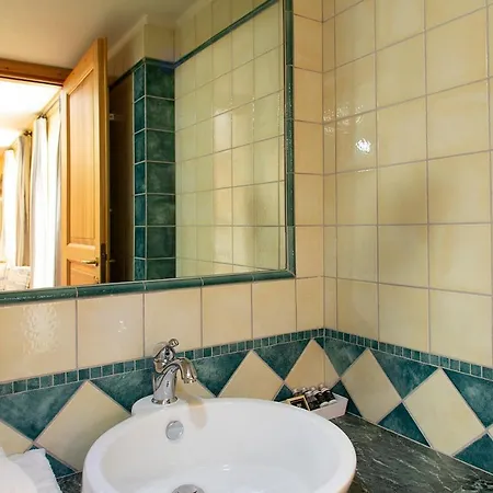 Fridau Apart-hotel 4*
