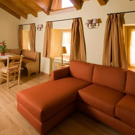 Apart-hotel Fridau 4*
