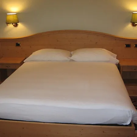 Apart-hotel Fridau 4*